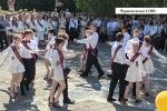 В добрый путь, выпускники